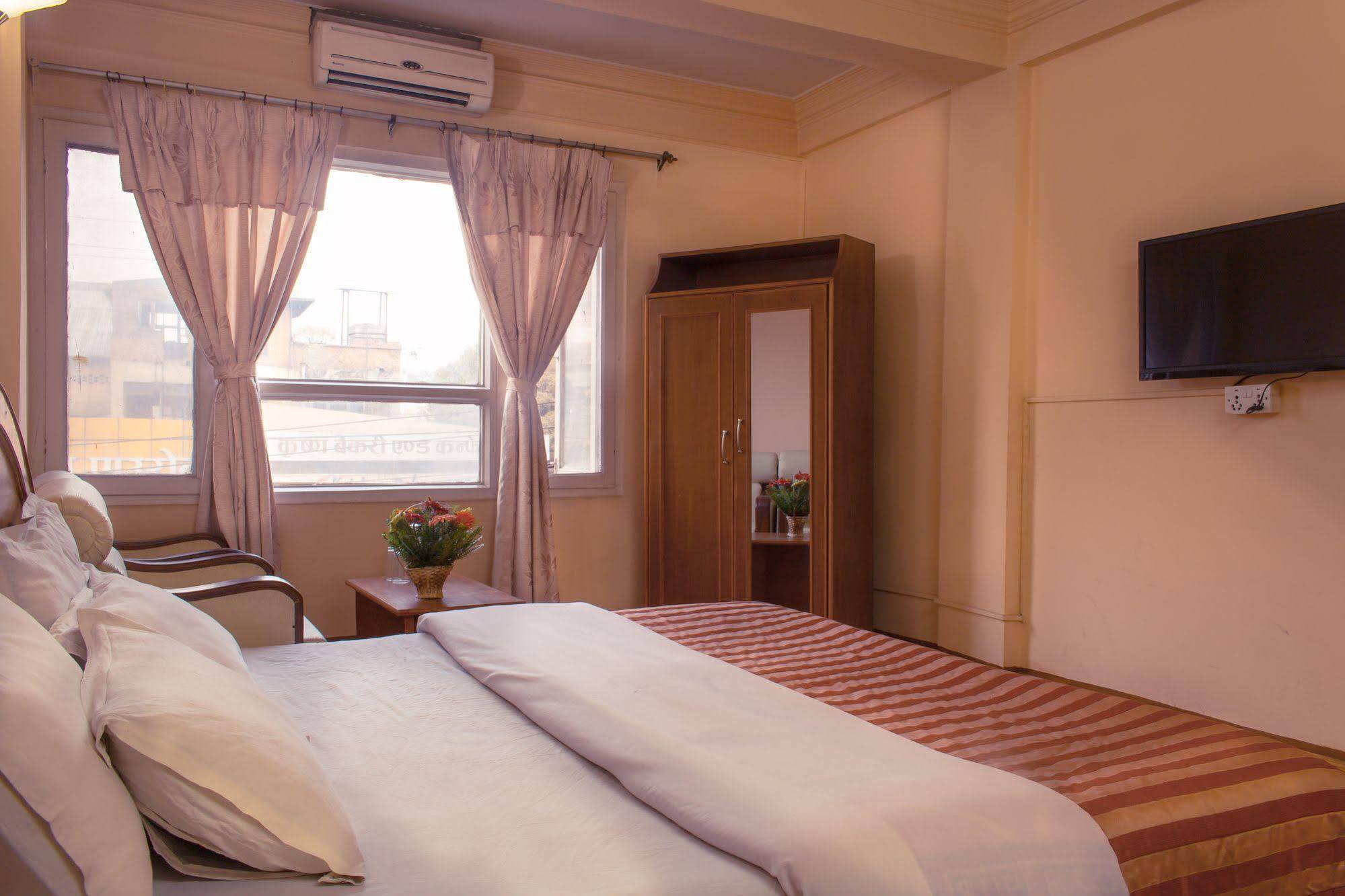 Hotel Kamal Katmandu Dış mekan fotoğraf